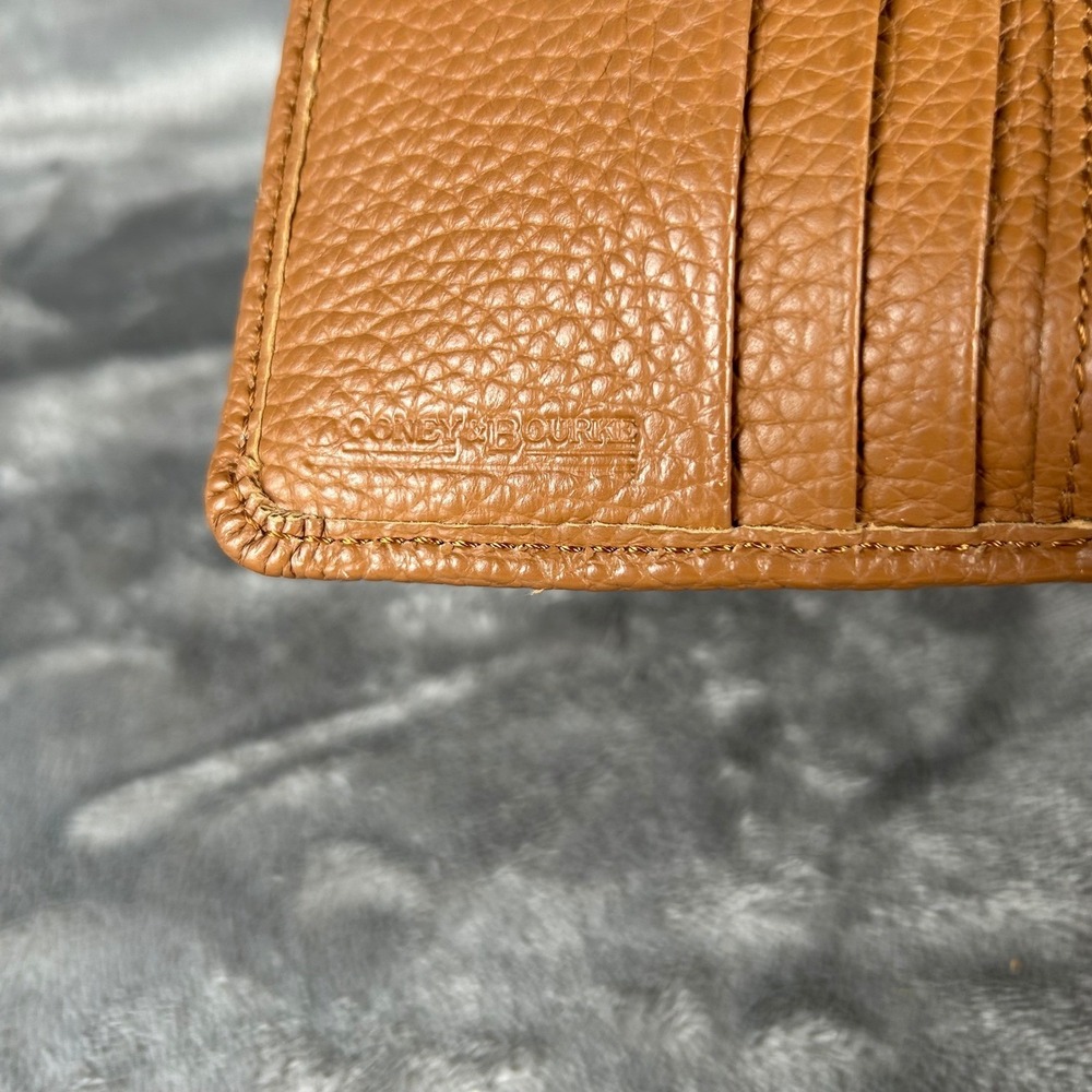 Dooney & Bourke Tan Pebbled Leather Trifold Wallet Yellow Stitching Duck Logo - Picture 7 of 9
